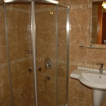 Saray Otel