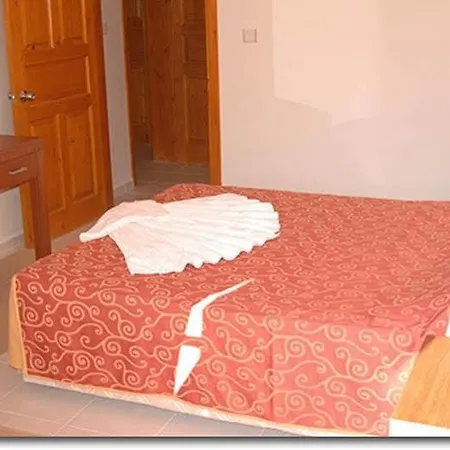 Saray Otel