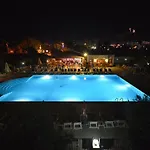 Saray Otel